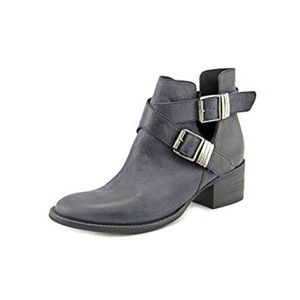 Steve Madden Grizzz Booties 8